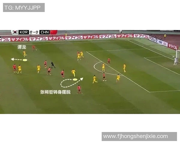 伊拉克与日本足球魔方对决解析：战术较量与球队风格的深度剖析