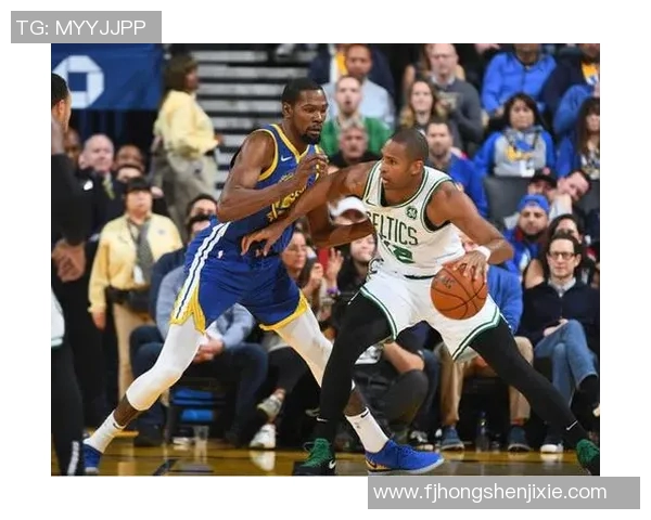 凯尔特人与勇士巅峰对决海报展现篮球激情与荣耀之战 凯尔特人与勇士巅峰对决海报展现篮球激情与荣耀之战