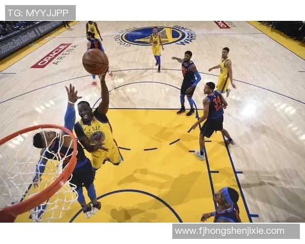 勇士与雷霆激战全场回放精彩瞬间回顾与分析 勇士与雷霆激战全场回放精彩瞬间回顾与分析