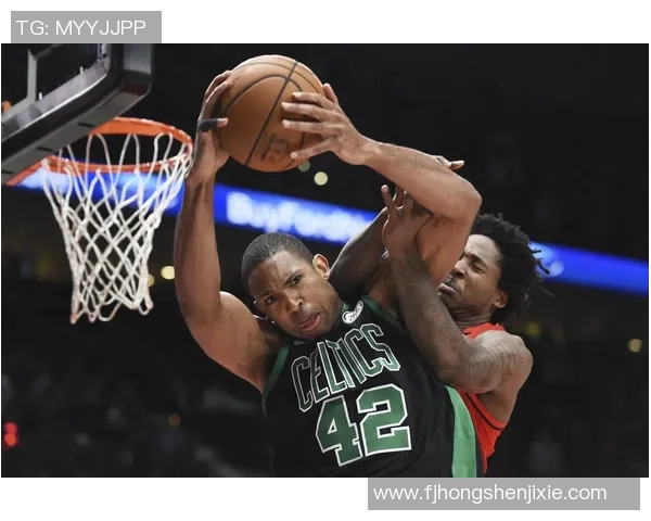 勇士与凯尔特人激战正酣NBA季后赛精彩对决引发球迷热议