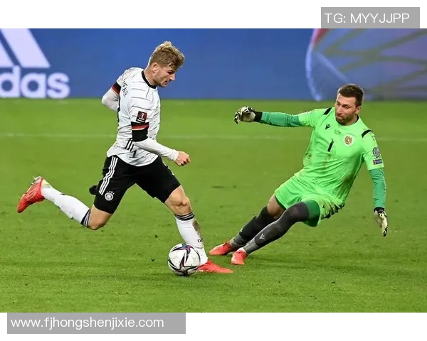 斯洛文尼亚与亚美尼亚足球对决精彩回顾与分析