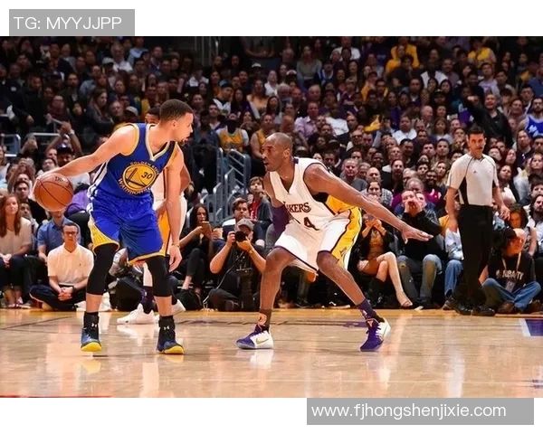 科比与库里巅峰对决精彩瞬间回顾视频解析与球技对比 科比与库里巅峰对决精彩瞬间回顾视频解析与球技对比