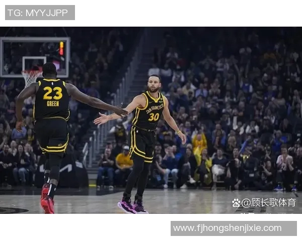 勇士与快船首轮对决揭幕战精彩回顾与赛后分析