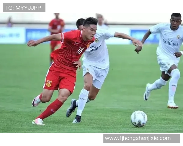 卢卡库的传奇之路：从青涩小将到世界级前锋的成长历程